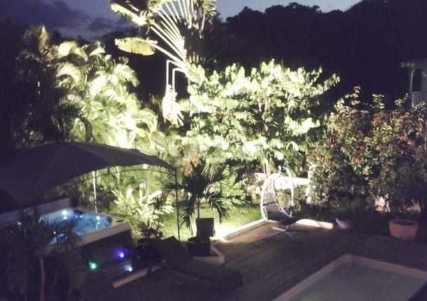 Appartement Les Pieds Dans L'Eau Le Gosier  Exterior photo